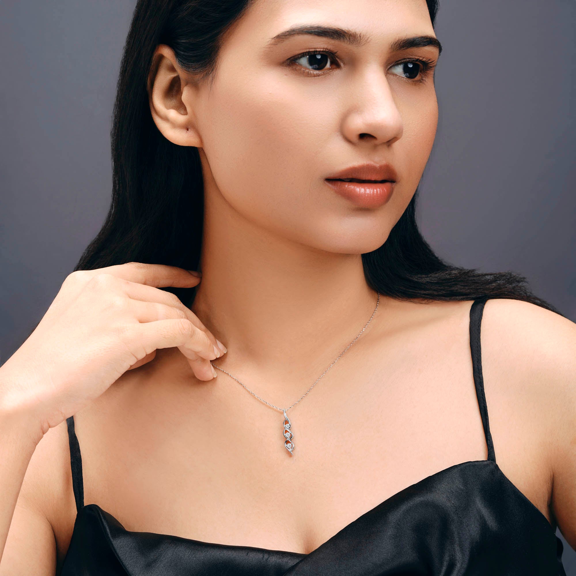 Eternal Radiance 925 Sterling Silver Pendant Necklace
