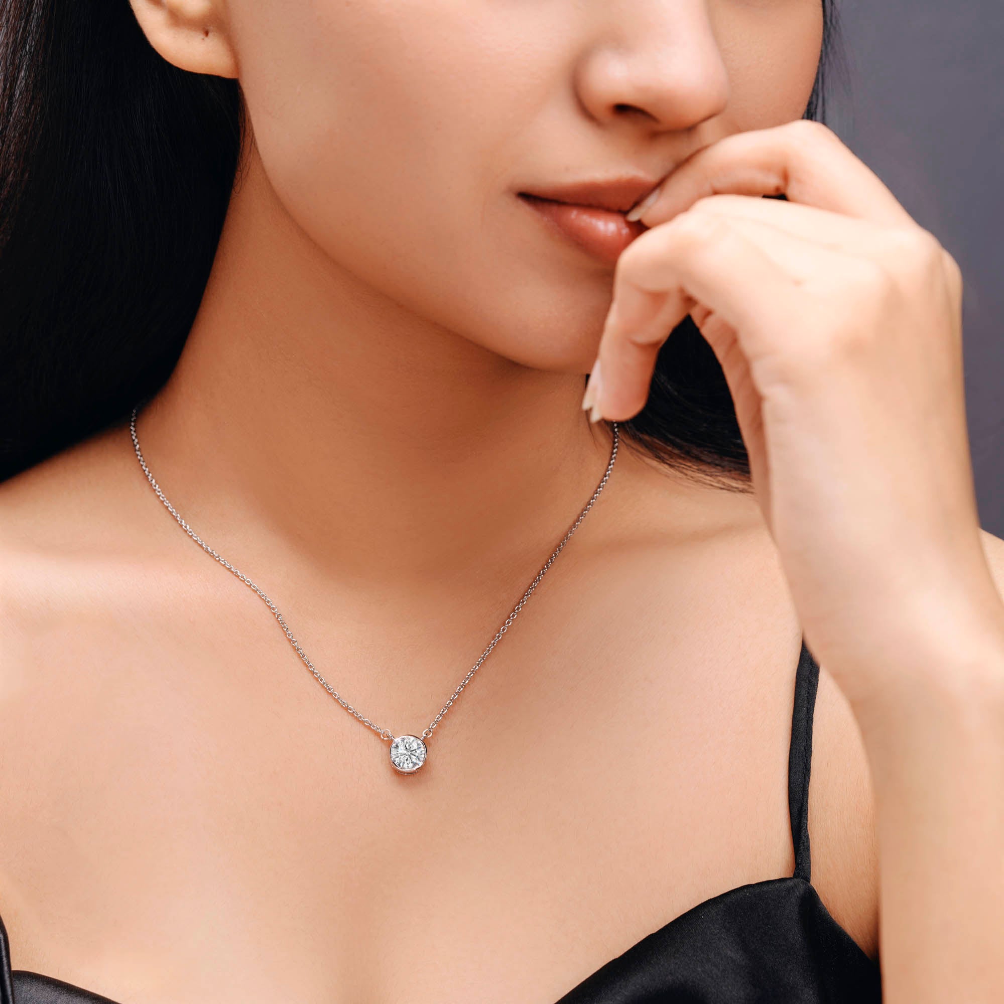 ISEHRA Sleek Bezel Diamond Solitaire Sterling Silver Pendant Necklace for Women