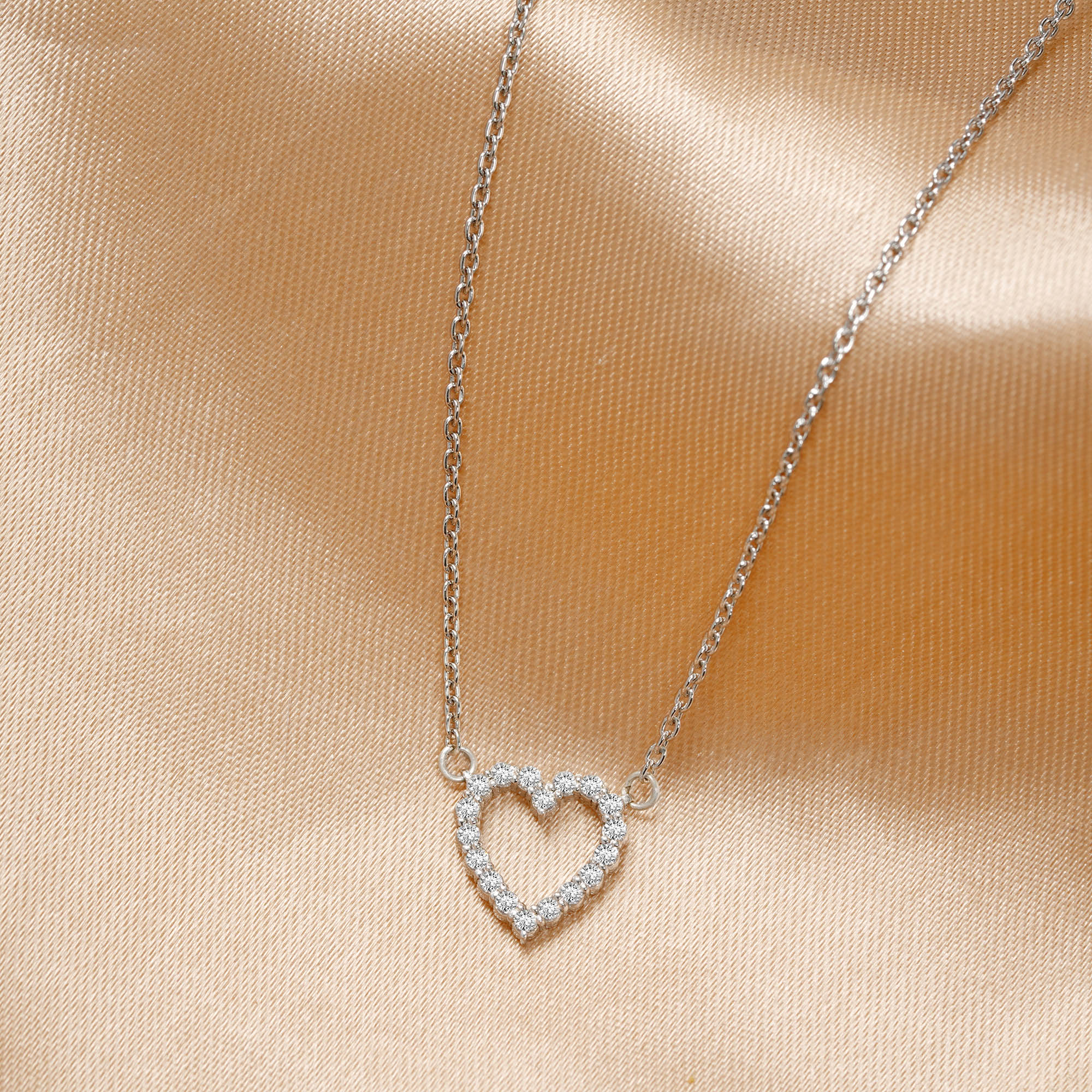 ISEHRA Aura of Love Sterling Silver Pendant Necklace for Women